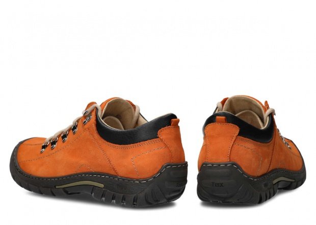 Pánské nízké trekové boty NAGABA 455 oranžová campari kožené