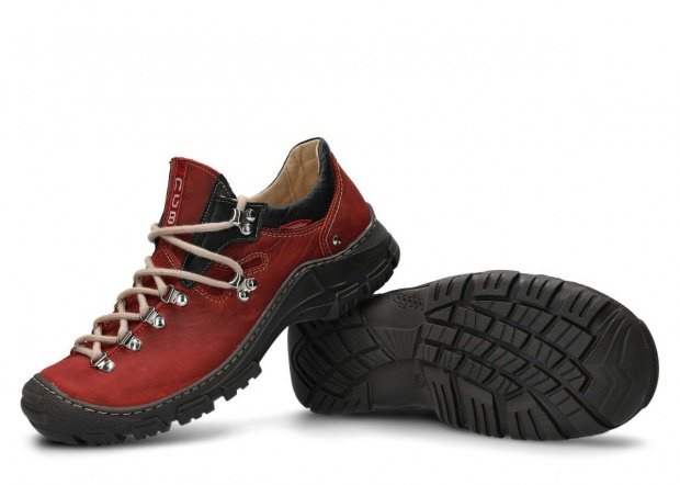 Pánské nízké trekové boty NAGABA 055 červená crazy kožené